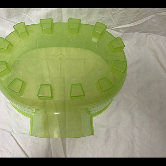 Large small-animal habitat - Picture 8 of 8